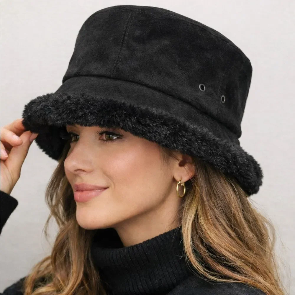 Eric Javits Black Faux Fur Bucket Hat - Picture 1 of 6